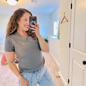 Figs Gray V Neck Scrub Top XS